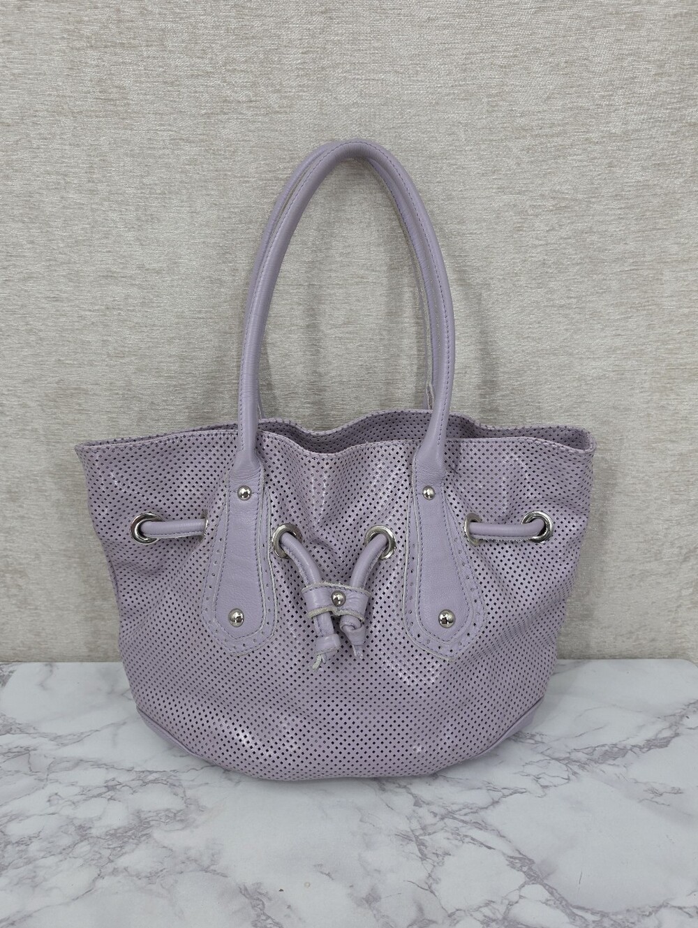 Innue Italian Leather Lavender Perforated Drawcord Tote Bag Women's Shoulder Bag